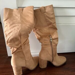 NWOT - Elegant Tan Heeled Boots for Women